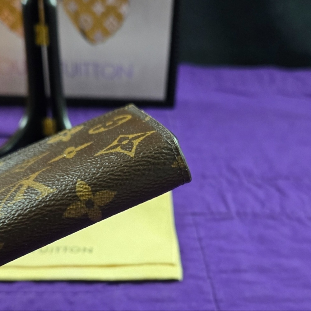 Louis Vuitton Reverse Monogram Long Sarah Wallet - Picture 9 of 13
